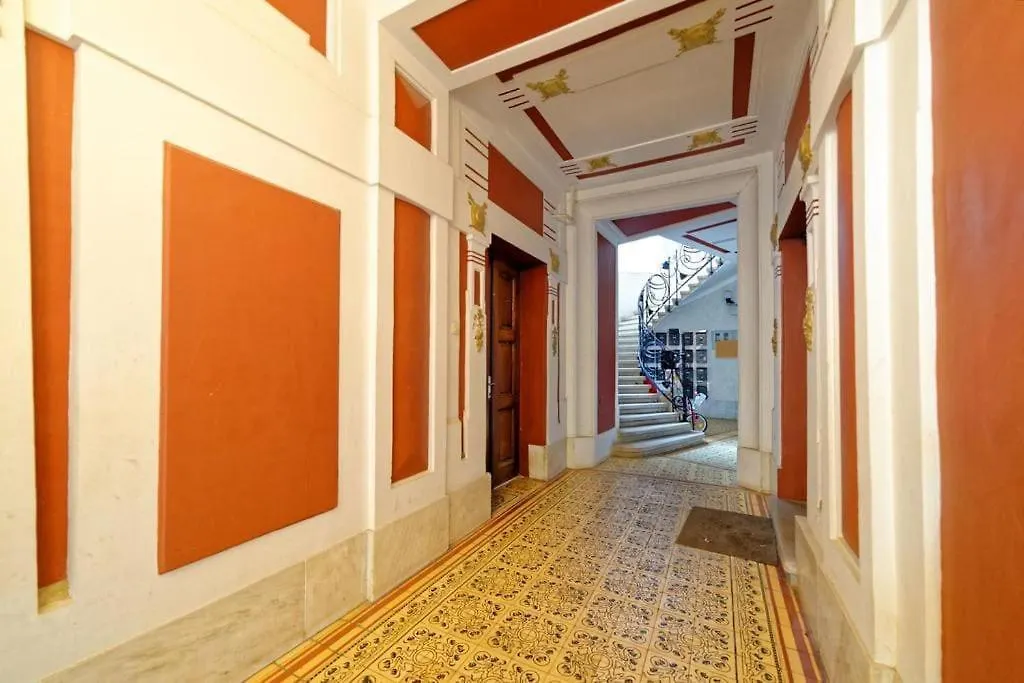 Apartment Arena Akvileja Pula Croatia