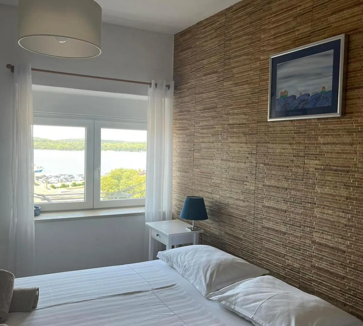 Apartment Arena Akvileja Pula