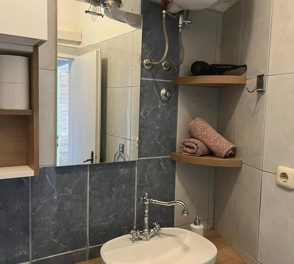 Apartment Arena Akvileja Pula 0*,  Croatia